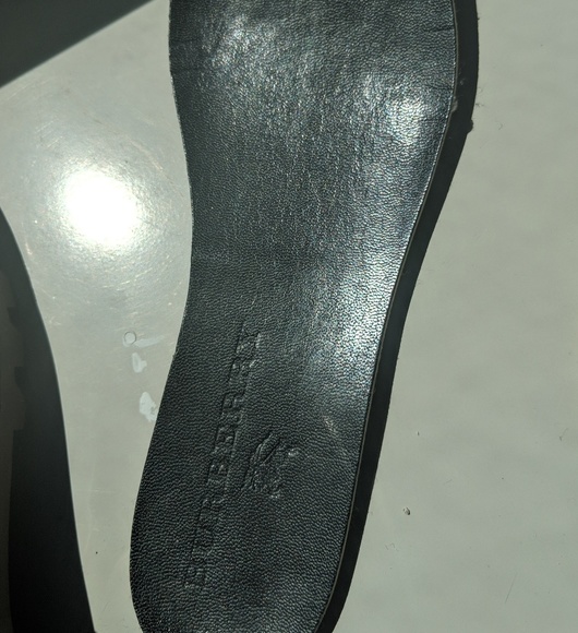 Burberry Rainboots - Picture 4 of 4